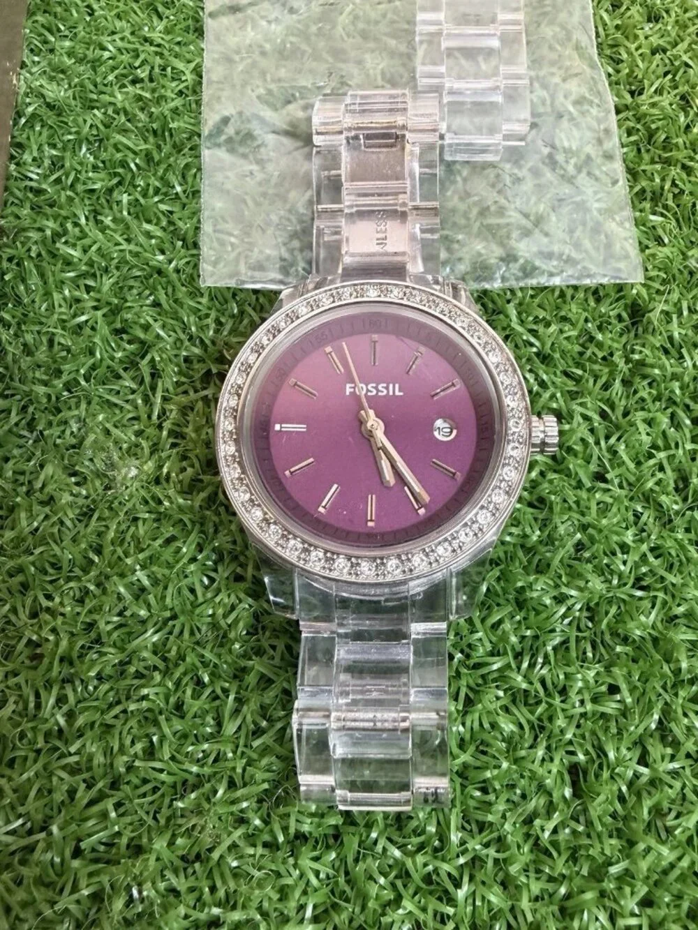 Fossil Womens Clear Plastic Purple Glitz Face Quartz Analog Watch ES-2611
